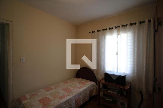Quarto 2 de casa à venda com 3 quartos, 100m² em Vila Arriete, São Paulo