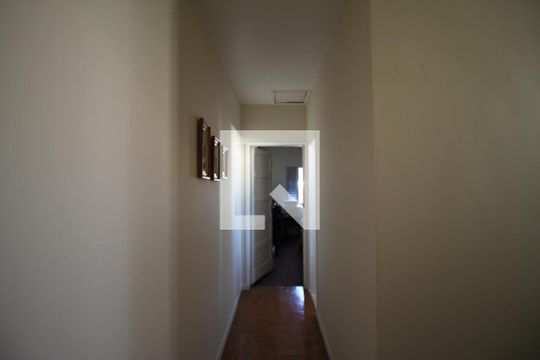 Corredor de casa à venda com 3 quartos, 100m² em Vila Arriete, São Paulo