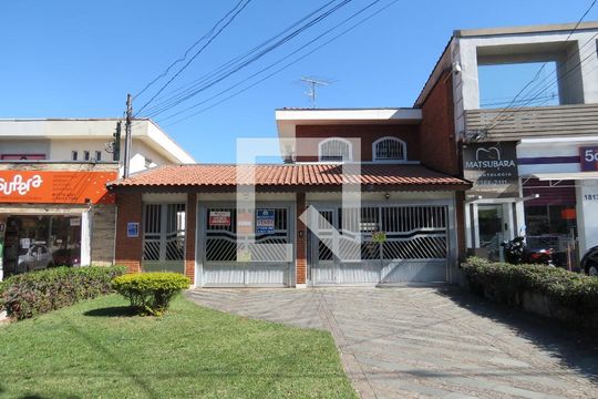 Fachada de casa à venda com 5 quartos, 400m² em São Domingos, São Paulo