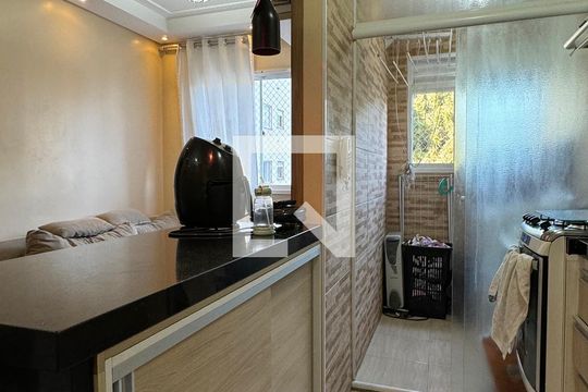 Cozinha de apartamento à venda com 2 quartos, 51m² em Vila São João, Barueri