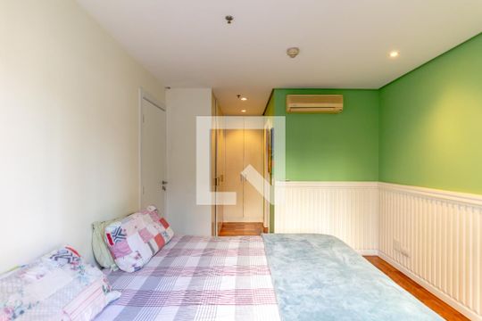 Quarto de apartamento à venda com 1 quarto, 43m² em Itaim Bibi, São Paulo
