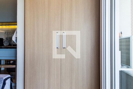 Área de Serviço de apartamento para alugar com 1 quarto, 50m² em Residencial Trix Tamboré, Santana de Parnaíba