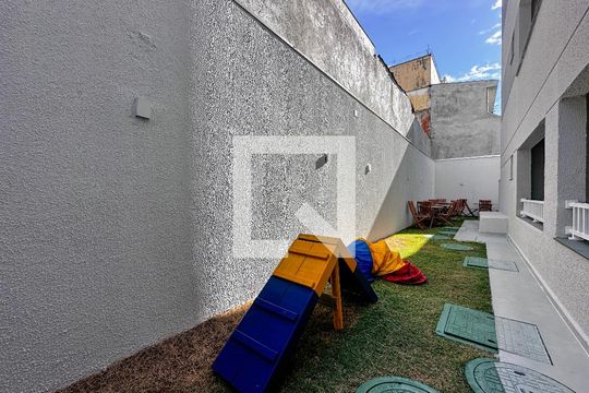 Espaço Pet de apartamento para alugar com 2 quartos, 32m² em Jardim Aeroporto, São Paulo