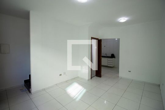 Casa de Condomínio para alugar com 2 quartos, 60m² em Itaquera, São Paulo
