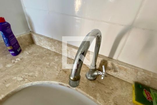 Banheiro de apartamento para alugar com 1 quarto, 35m² em Belenzinho, São Paulo