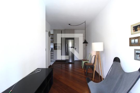 Sala de apartamento para alugar com 1 quarto, 30m² em Planalto Paulista, São Paulo