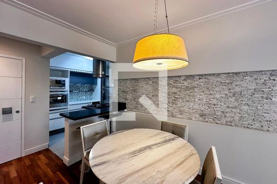 Sala de apartamento para alugar com 2 quartos, 70m² em Brooklin Novo, São Paulo