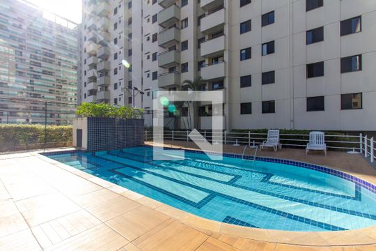 Área comum - Piscina de apartamento para alugar com 3 quartos, 128m² em Barra Funda, São Paulo