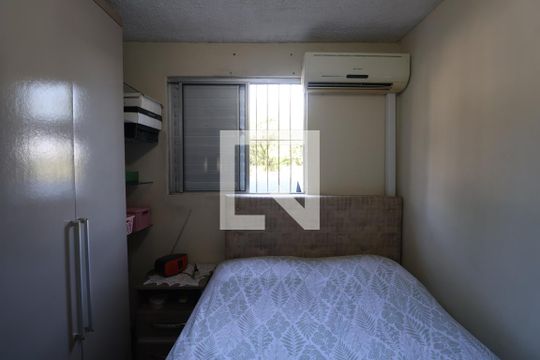 Quarto 2 de apartamento à venda com 2 quartos, 45m² em Olaria, Canoas