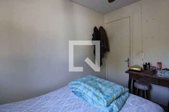 Quarto 2 de apartamento à venda com 2 quartos, 45m² em Olaria, Canoas