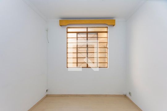 Quarto 3 de casa à venda com 4 quartos, 285m² em Monsenhor Messias, Belo Horizonte
