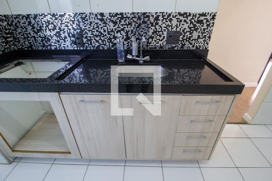 Cozinha de apartamento para alugar com 2 quartos, 51m² em Jardim Tatiana, Votorantim