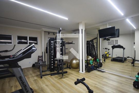 Academia de apartamento para alugar com 1 quarto, 55m² em Vila Suzana, São Paulo
