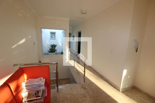 Corredor de casa à venda com 4 quartos, 250m² em Jardim Franca, São Paulo