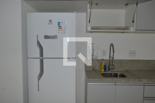 Cozinha de kitnet/studio para alugar com 1 quarto, 28m² em Ipiranga, São Paulo