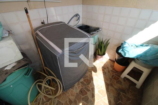 Lavanderia de casa à venda com 4 quartos, 144m² em Lauzane Paulista, São Paulo
