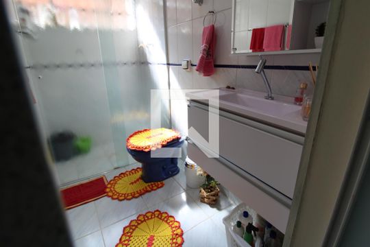 Banheiro de casa à venda com 4 quartos, 144m² em Lauzane Paulista, São Paulo