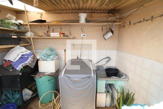 Lavanderia de casa à venda com 4 quartos, 144m² em Lauzane Paulista, São Paulo