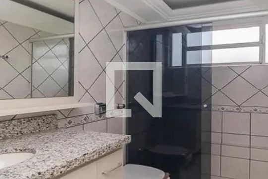 Banheiro  de apartamento para alugar com 3 quartos, 178m² em Centro, São Leopoldo