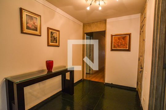 Hall de entrada de apartamento à venda com 5 quartos, 294m² em Centro, Santo André