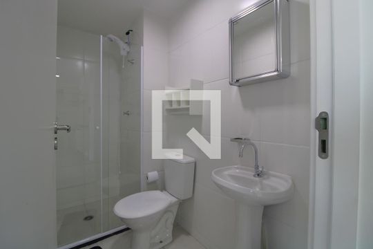 Banheiro de apartamento para alugar com 2 quartos, 38m² em Socorro, São Paulo