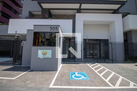 Fachada de apartamento à venda com 2 quartos, 54m² em Parque das Nações, Santo André