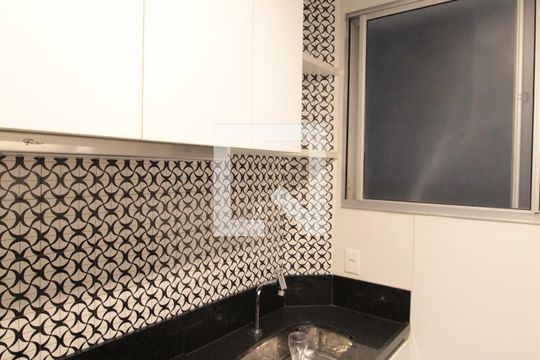 Cozinha e Área de Serviço de apartamento à venda com 2 quartos, 65m² em São João Batista, Belo Horizonte