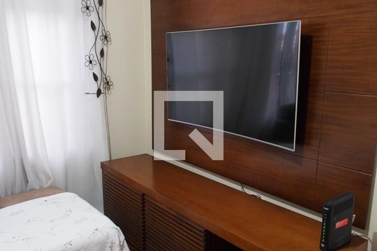 Sala de casa à venda com 4 quartos, 260m² em Vila São Paulo, Jundiaí