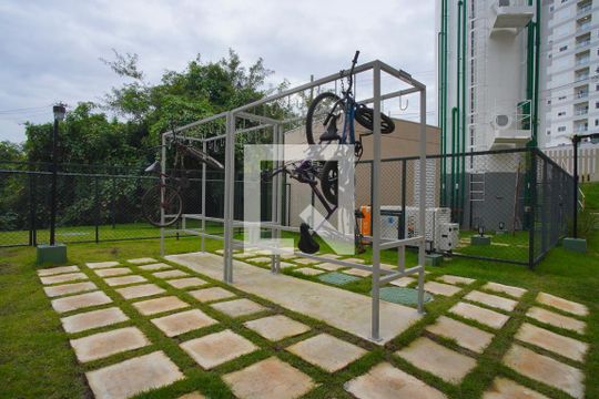 Área Comum - Bicicletário de apartamento para alugar com 2 quartos, 41m² em Jardim Carvalho, Porto Alegre