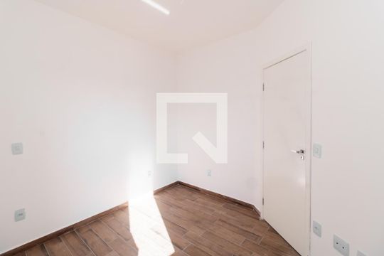 Quarto 1 de apartamento para alugar com 2 quartos, 40m² em Jardim Brasilia, São Paulo