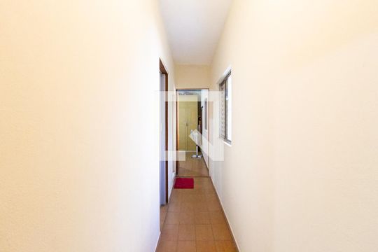 Corredor de casa à venda com 3 quartos, 127m² em Santo Antônio, Osasco