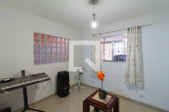 Sala de casa à venda com 3 quartos, 127m² em Santo Antônio, Osasco