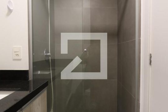 Banheiro de apartamento para alugar com 1 quarto, 38m² em Marechal Rondon, Canoas