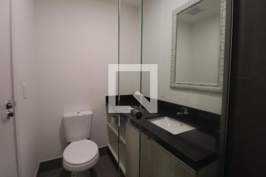 Banheiro de apartamento para alugar com 1 quarto, 38m² em Marechal Rondon, Canoas