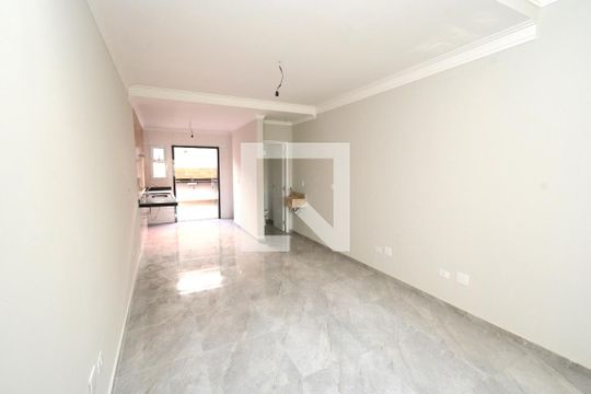 Sala de casa à venda com 3 quartos, 110m² em Cupecê, São Paulo