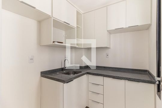 Cozinha de apartamento à venda com 1 quarto, 25m² em Vila Buarque, São Paulo