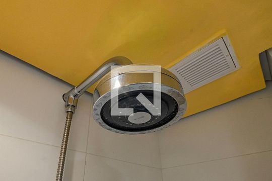 Banheiro de apartamento à venda com 3 quartos, 85m² em Pinheiros, São Paulo