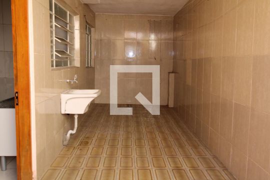 Lavanderia de casa à venda com 3 quartos, 200m² em Tremembé, São Paulo