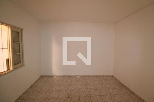 Quarto de casa à venda com 3 quartos, 200m² em Tremembé, São Paulo