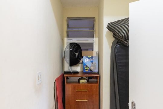Quarto extra reversível de apartamento à venda com 1 quarto, 39m² em Tijuca, Rio de Janeiro