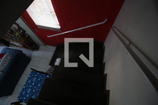 Escada de casa à venda com 3 quartos, 250m² em Parque da Vila Prudente, São Paulo