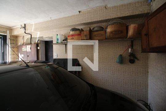 Garagem de casa à venda com 3 quartos, 250m² em Parque da Vila Prudente, São Paulo