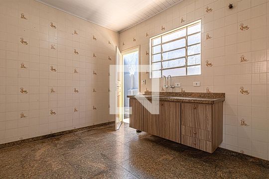 Cozinha de casa para alugar com 2 quartos, 82m² em Vila Moraes, São Paulo