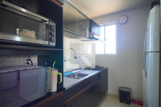 Cozinha de apartamento à venda com 2 quartos, 72m² em Duque de Caxias, São Leopoldo
