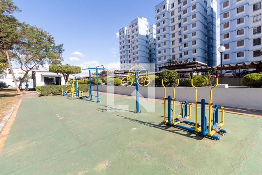 Área comum - Academia de apartamento para alugar com 2 quartos, 37m² em Jardim Danfer, São Paulo