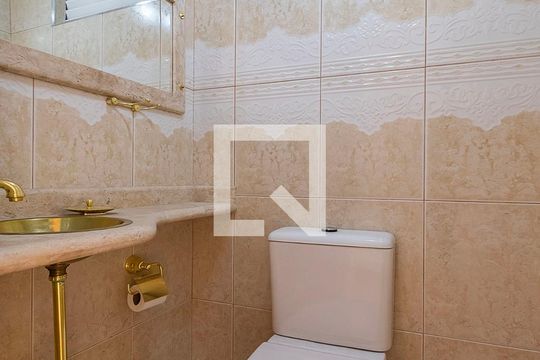 Lavabo de apartamento para alugar com 2 quartos, 92m² em Vila Madalena, São Paulo
