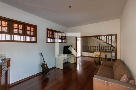 Sala de casa à venda com 5 quartos, 365m² em Belvedere, Belo Horizonte