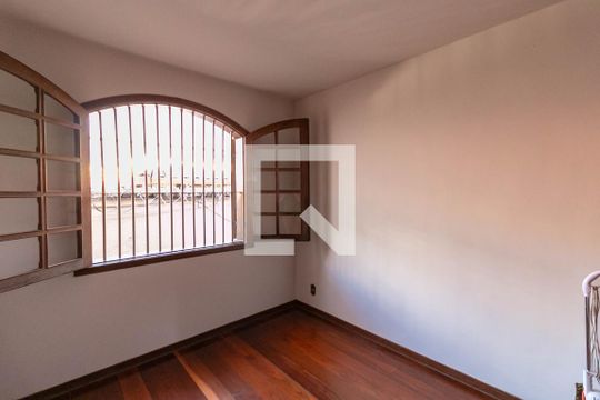 Quarto de casa à venda com 5 quartos, 365m² em Belvedere, Belo Horizonte
