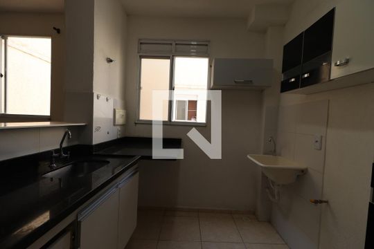 Cozinha de apartamento para alugar com 2 quartos, 42m² em Reserva Real, Ribeirão Preto