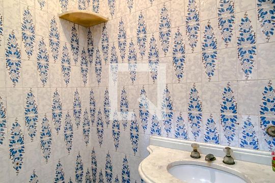 Lavabo de casa à venda com 5 quartos, 420m² em Alto da Mooca, São Paulo